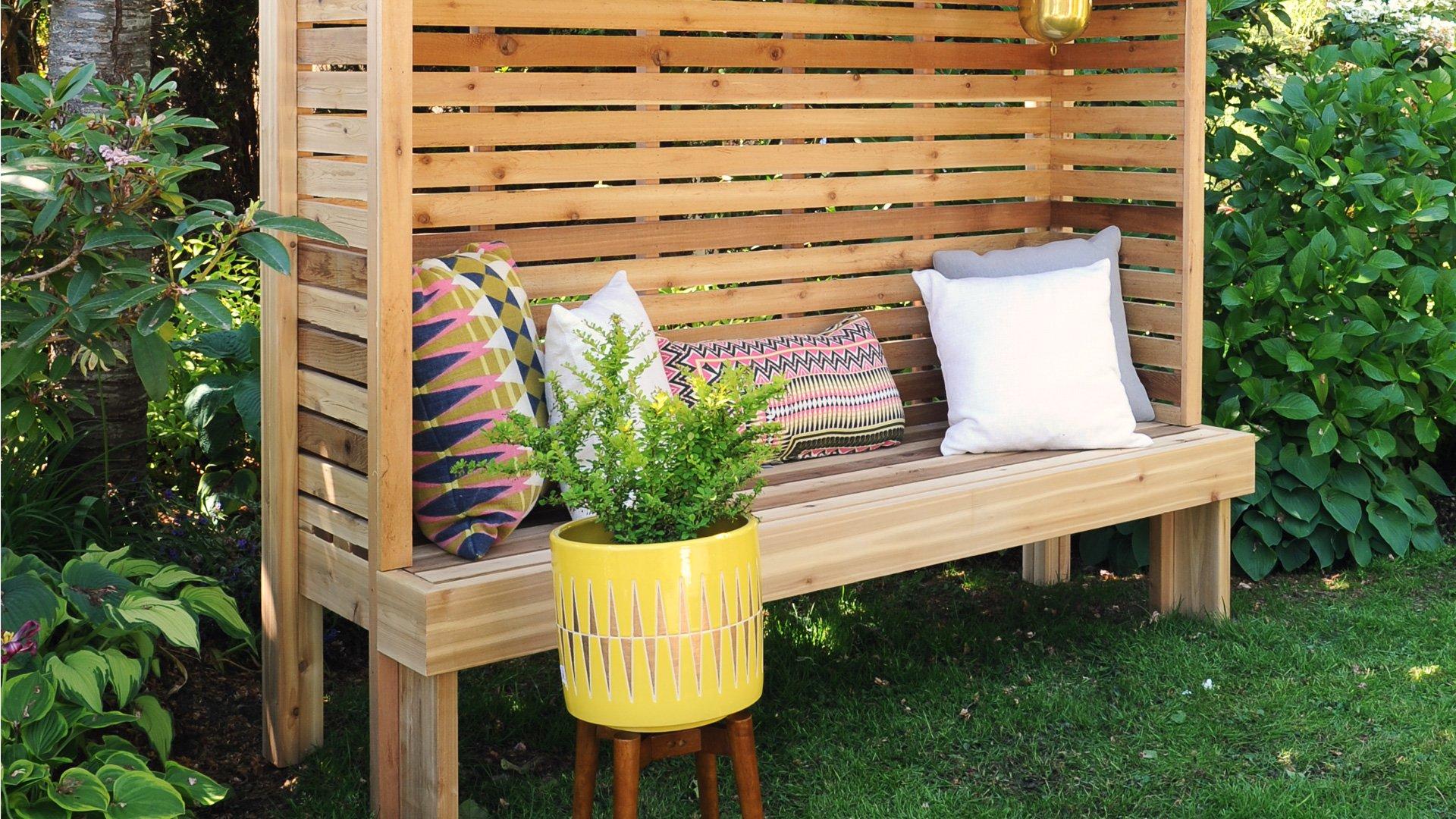 diy bench with privacy screen project made of cedar